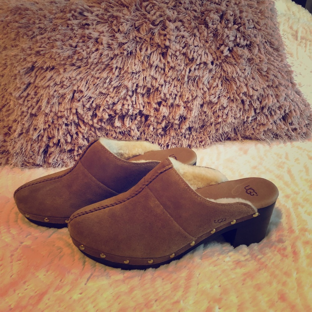 Ugg mules